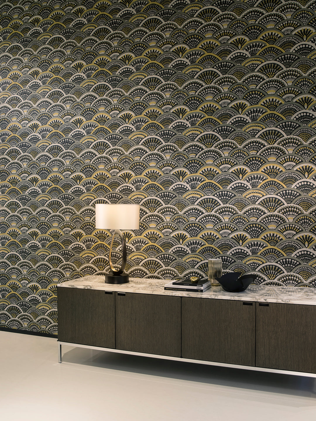 chic vinyl wallcovering